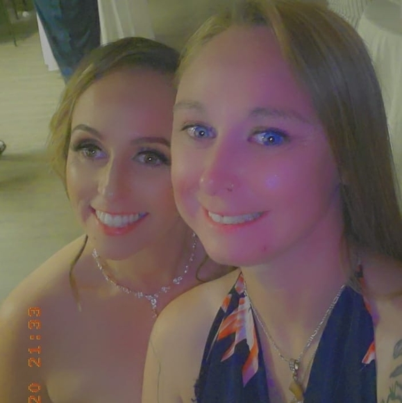 Meet your Posher, Crystal - Picture 1 of 1